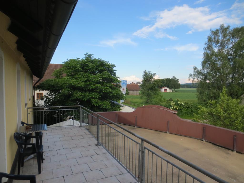 Gasthof Pension Kirschner Lappersdorf  외부 사진